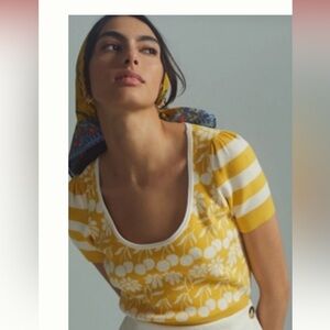 Mauve Yellow Cherry Print Sweater size Small.